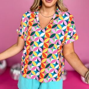 SSYS The Label Colorful Abstract  Boxy V-neck Short Sleeve Top